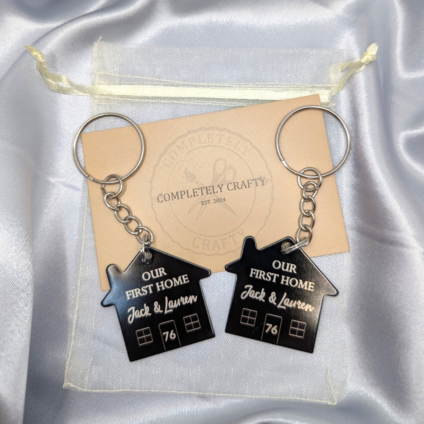 🔑 Personalised Metal House Keyring – New Home Gift for Couples